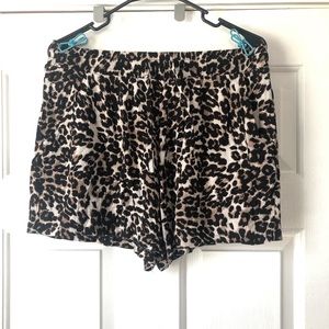 Leopard Print | Casual | cotton shorts | Size large